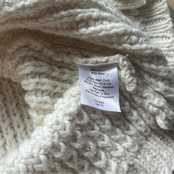 TALBOTS • SWEATER - Picture 5 of 10